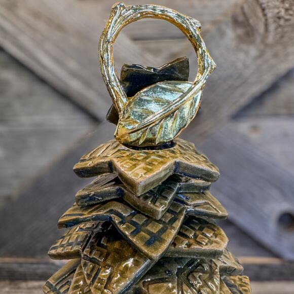 Textured Clay Pottery Christmas Tree w/ Wooden Base & Gold Toned Tree Topper 10" - Picture 3 of 7